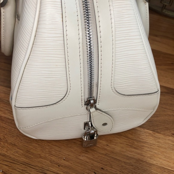 Louis Vuitton Ivorie Epi Leather Bowling Montaigne PM 100% Authentic - Picture 9 of 16